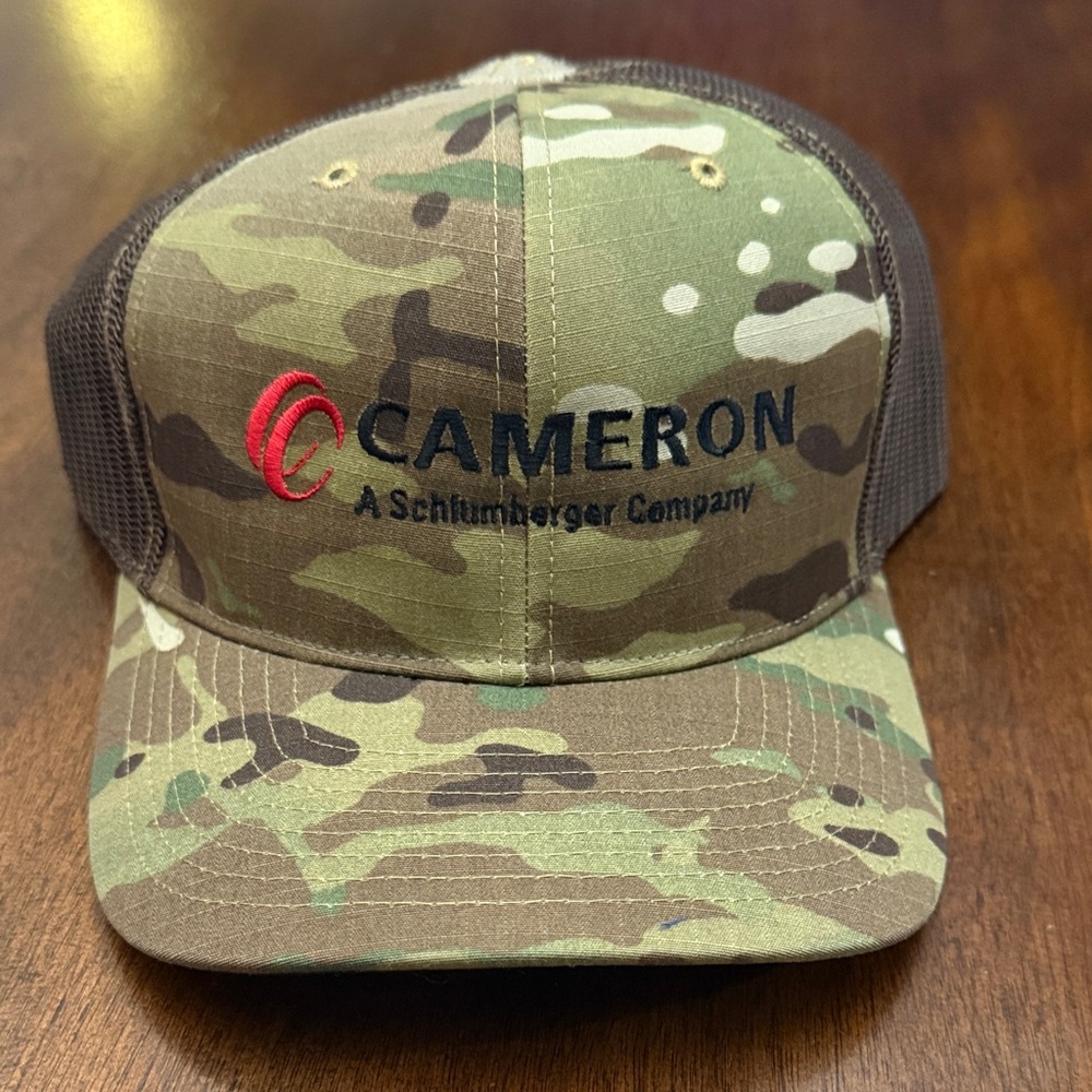 NWT Schaumberger Cameron Camo Trucker Hat NEVER WORN